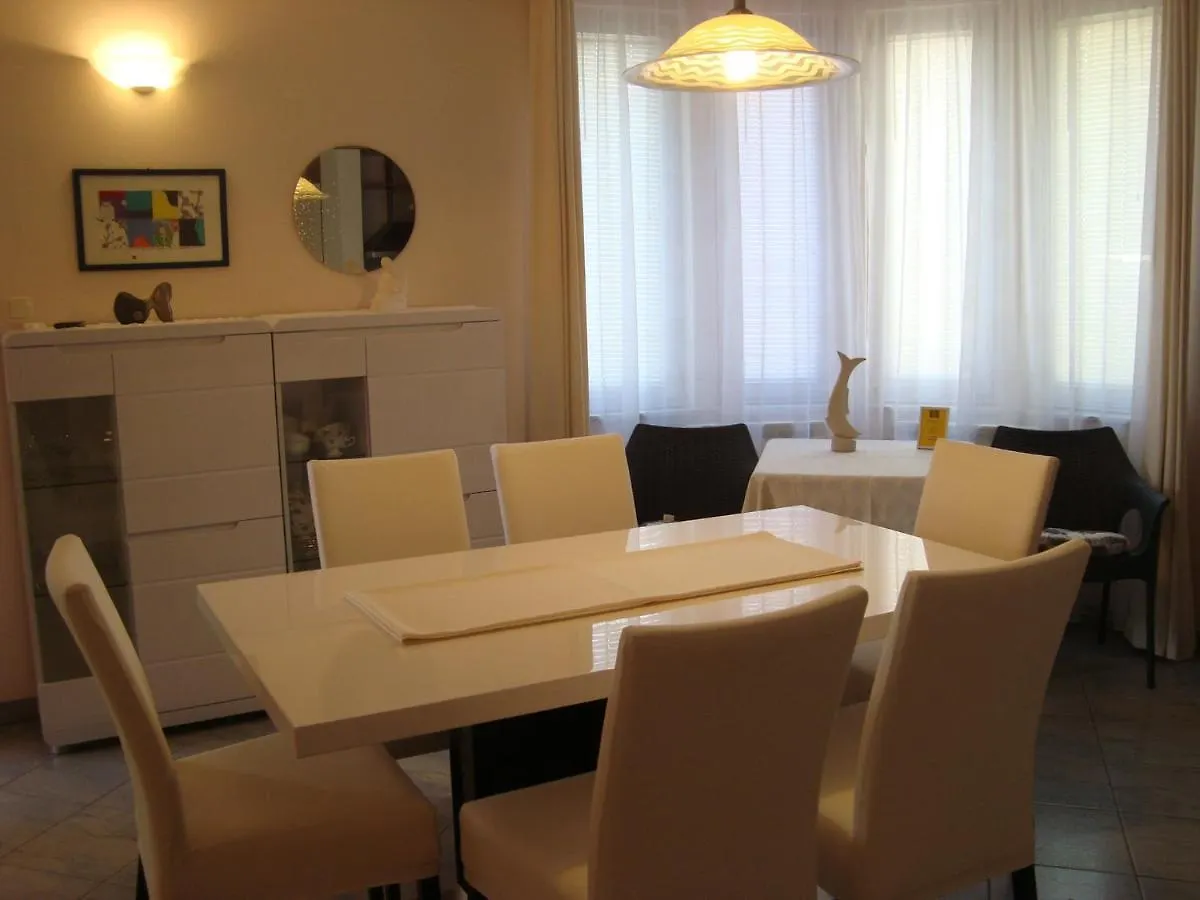 Apartment In Zadar/Zadar Riviera 8067