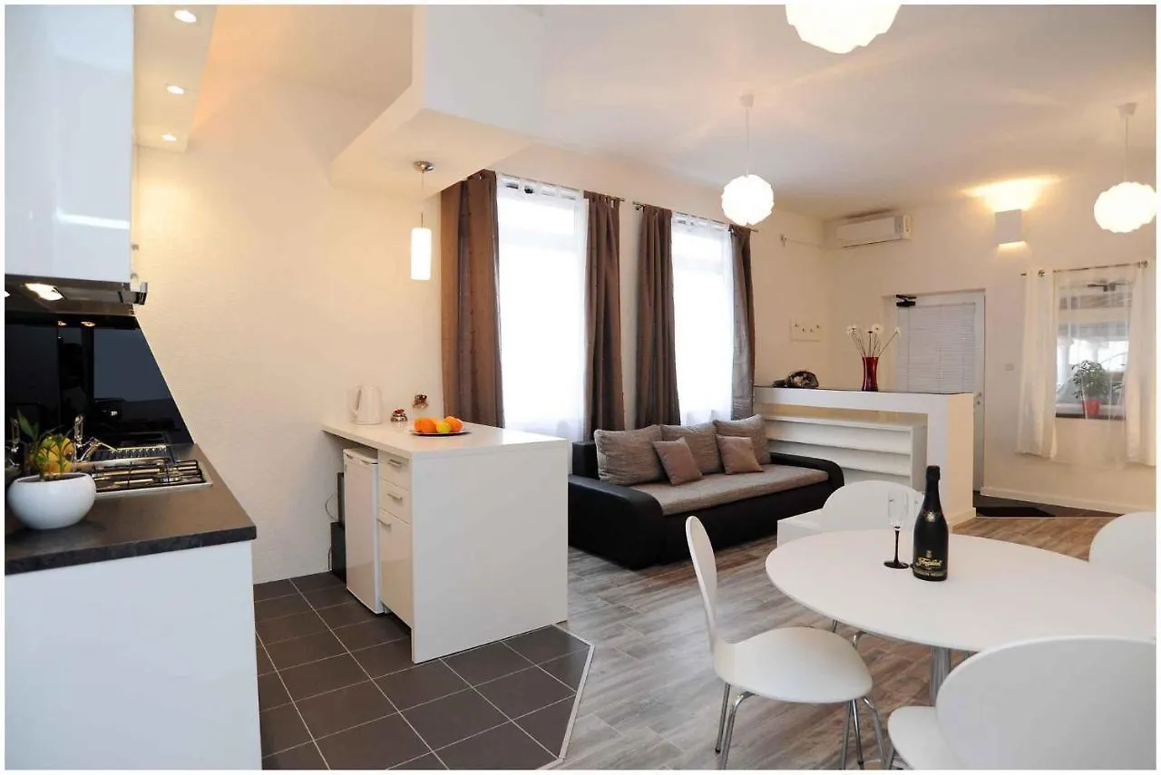 Apartment In Zadar/Zadar Riviera 8067