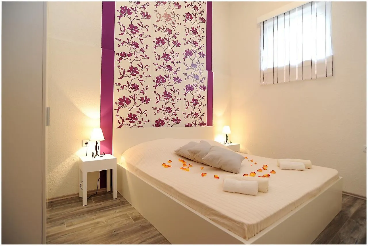 Apartment In Zadar/Zadar Riviera 8067 Croatia